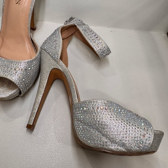ilver Sparkle Competition Heels – 5.5” High with 1.5” Platform & Silver Stones ✨ - Picture 3 of 6